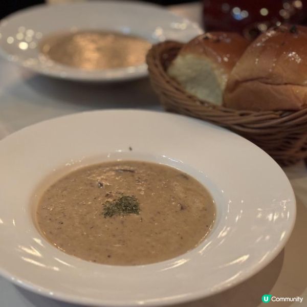 情調好氣氛樓上優質扒房西餐廳🌹