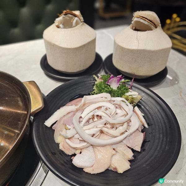 清甜滋潤 椰子雞鍋