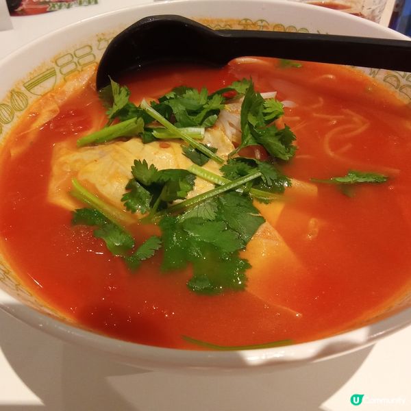 有麻椒又有番茄嘅米線