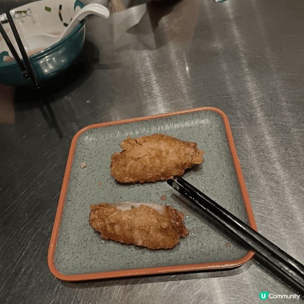 觀塘apm的錦麗越南牛肉粉專門店，算是比較大眾化的餐廳，平日...