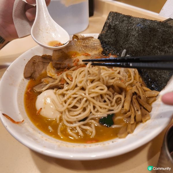 處於旺角的超級隱世美味拉麵！配上溏心蛋跟叉燒，是絕配！