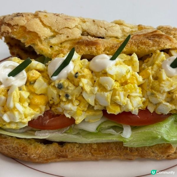 早餐之選~自製爆餡蛋沙律法包