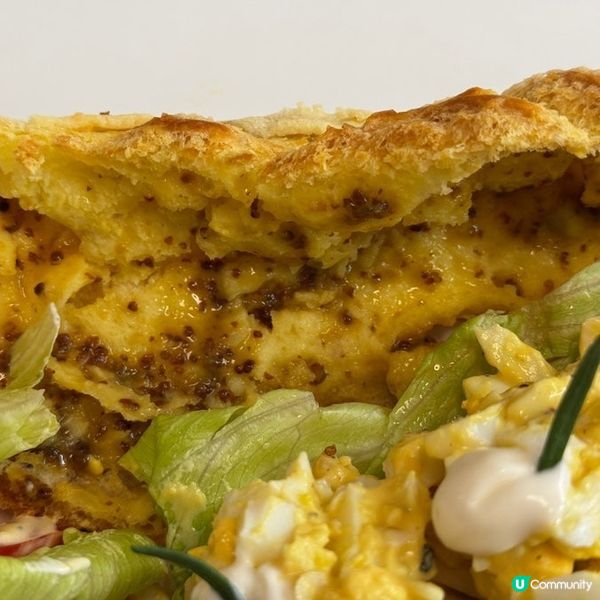 早餐之選~自製爆餡蛋沙律法包