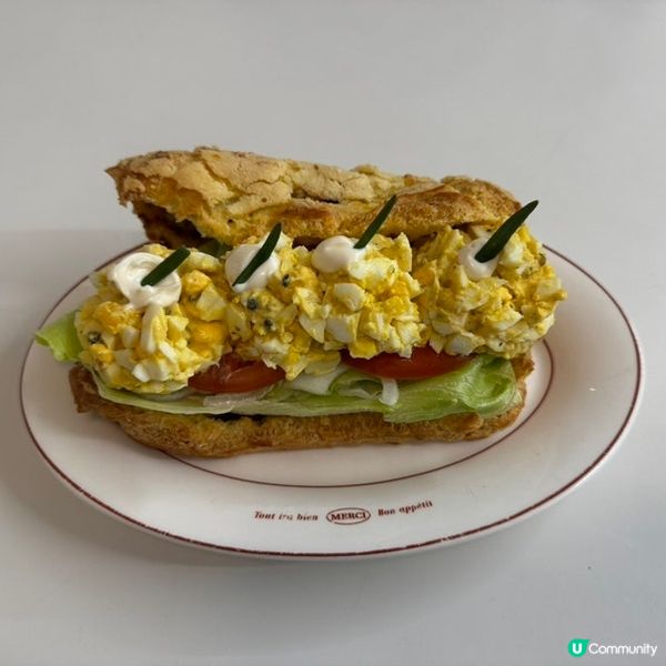 早餐之選~自製爆餡蛋沙律法包