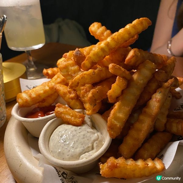 佐敦超人氣深夜酒室