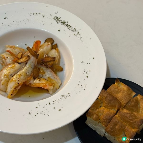 旺角西班牙菜🇪🇸！蒜片蝦海鮮飯🤤！