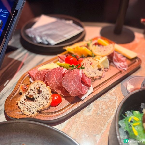 逢星期三一齊去跑馬地馬場跑馬仔🐎有得玩 有得食🤩🤩