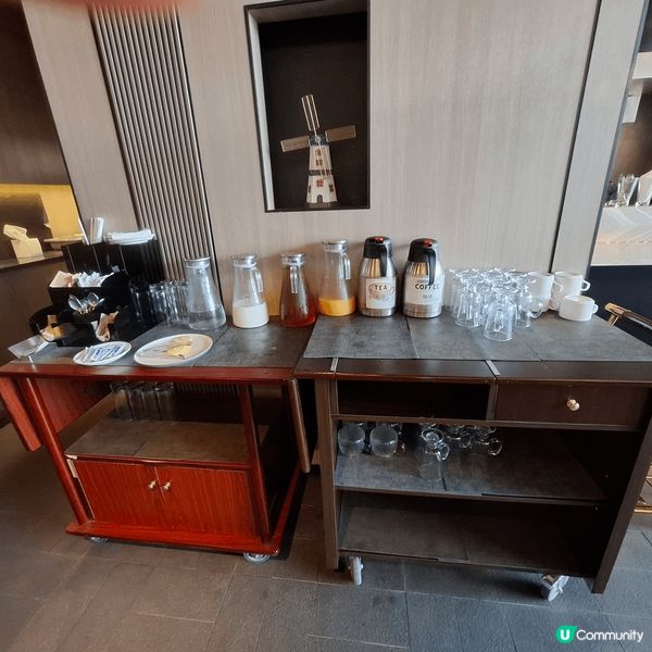 白沙灣入要有優美嘅環境，酒店內有豐富嘅早餐，而飲品可以自己選...