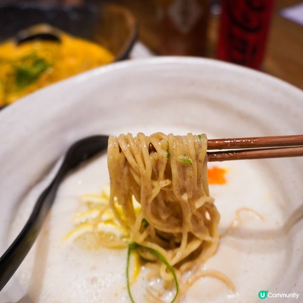 雞白湯拉麵越開越多,今次去咗奧海城月詠雞白湯麵專門店,來自鹿...