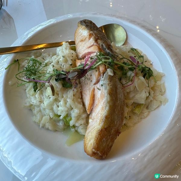 海景浪漫餐廳😍🌊