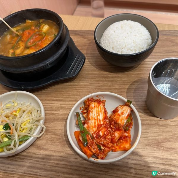 1.  尖咀韓國街🇰🇷！火桶韓食🤤！牛排骨湯勁正！😋 