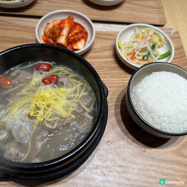 1.  尖咀韓國街🇰🇷！火桶韓食🤤！牛排骨湯勁正！😋 