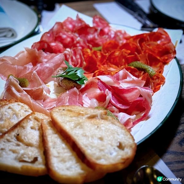 氣氛一流@ FRITES