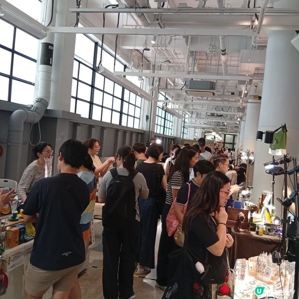  八號風球警告⚠️！留喺室內逛巿集都咁好玩？🤩 中環市集你