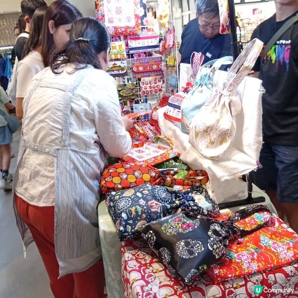  八號風球警告⚠️！留喺室內逛巿集都咁好玩？🤩 中環市集你