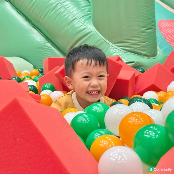 水果公仔充氣彈床樂園@青衣城