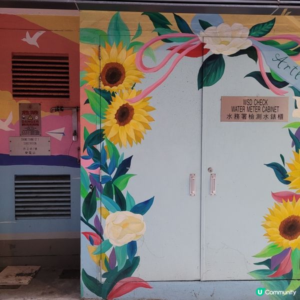 西營盤藝里坊🎨！周末打卡壁畫街📸！