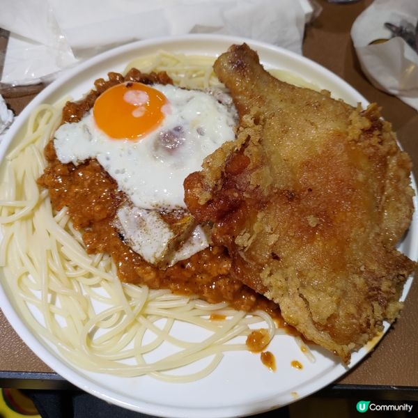 觀塘必食隱世工廈餐廳🔥超邪惡炸雞髀煎蛋肉醬意粉💜