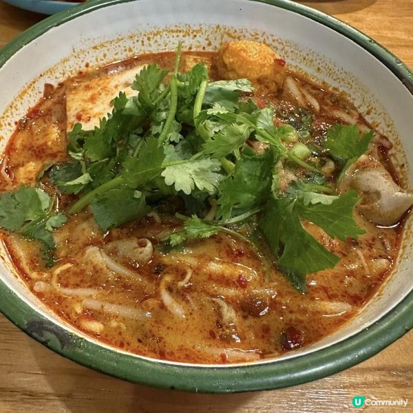 😍巨大焦脆炸雞髀🍗 配冬陰功金邊粉