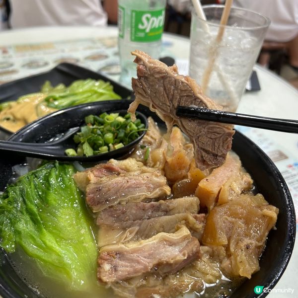 📍油麻地|鬧市中足料粉麵店