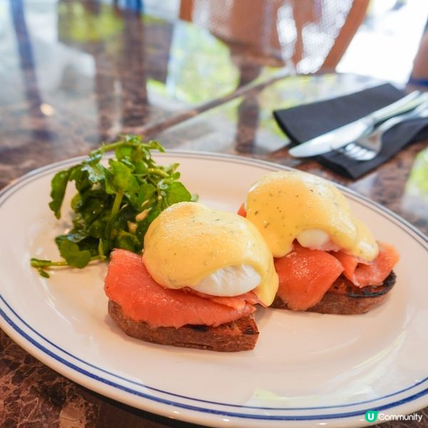 位於太古的 A Poele是一家充滿法式風情的小餐廳,Wee...