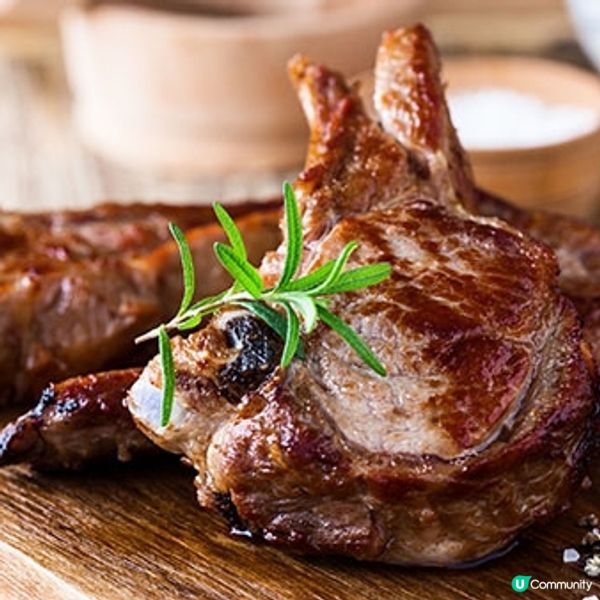 香煎豬鞍伴士多啤梨醬