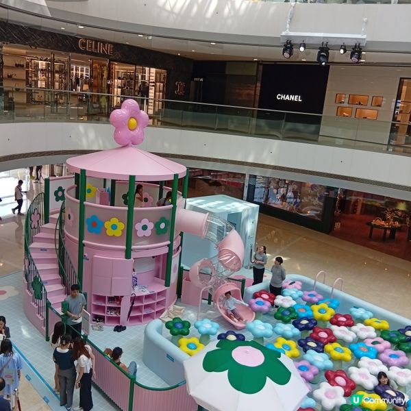 夏日消暑必去！IFC 藝術泳池玩轉夏日 🏊‍♀️☀️