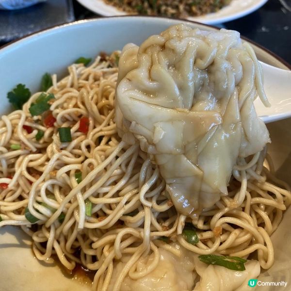 必食爆湯汁小籠包🩷🤗