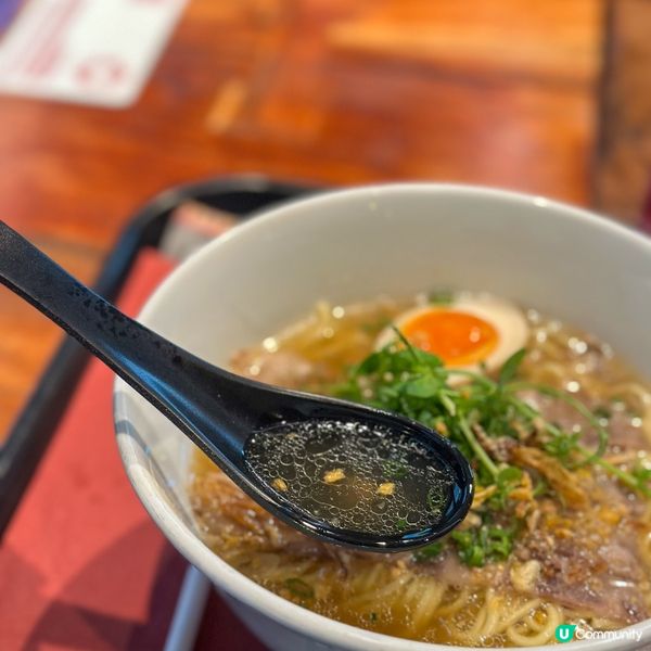 灣仔的竹麓拉麵Takeroku Ramen最近係中環街市開左...