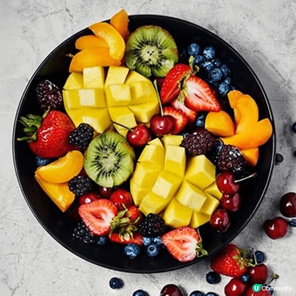 我認為早睡早起、多吃健康食物以及多做運動，有助小朋友健健康康...