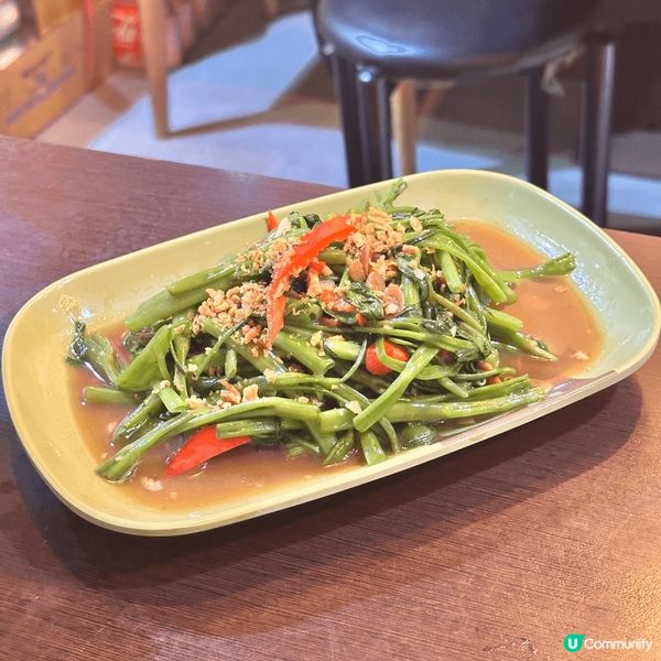 餐廳環境舒適，菜式口味正宗