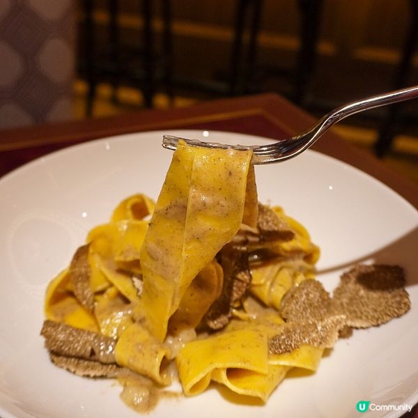 前身仙后餐廳搖身一變成Landau's 