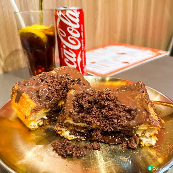 星期日去咗荔枝角嘅老荔冰室,真係一間抵讚嘅港式茶記!食物質素...