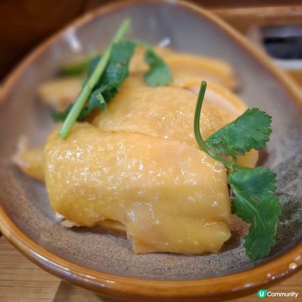 嫩滑的海南雞飯