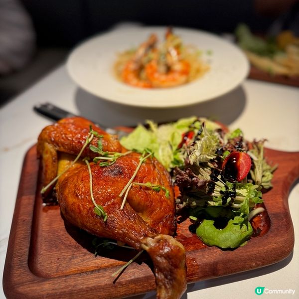 原來係旺角TOP商場一堆零售舖頭入面嘅西餐廳Lucky's ...