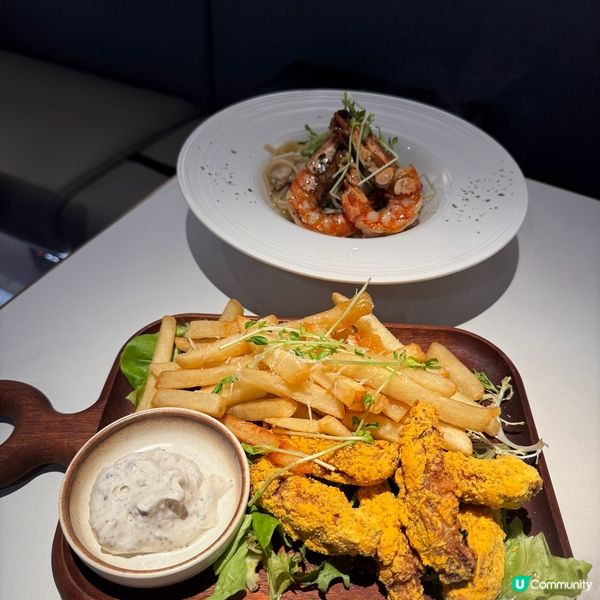 原來係旺角TOP商場一堆零售舖頭入面嘅西餐廳Lucky's ...