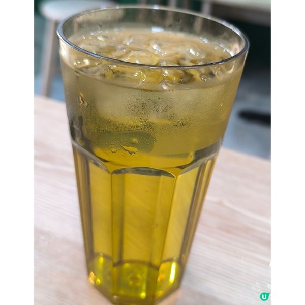 深水埗有一間車仔麵店必食慢煮叉燒