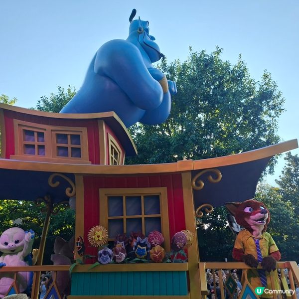 上海迪士尼巡遊🤩花車款式多到爆📸 快啲嚟睇！