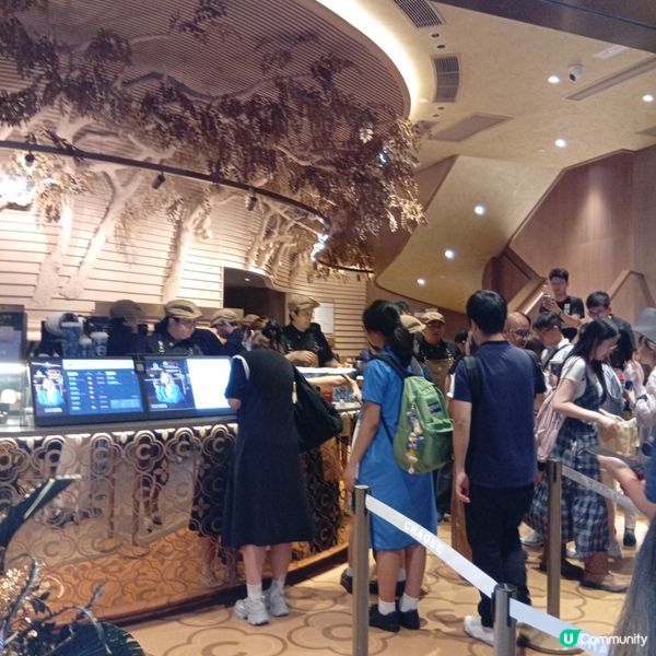 霸王茶姬超級茶倉開幕！容祖兒撐場！🤩 快啲去嘆茶和打卡！