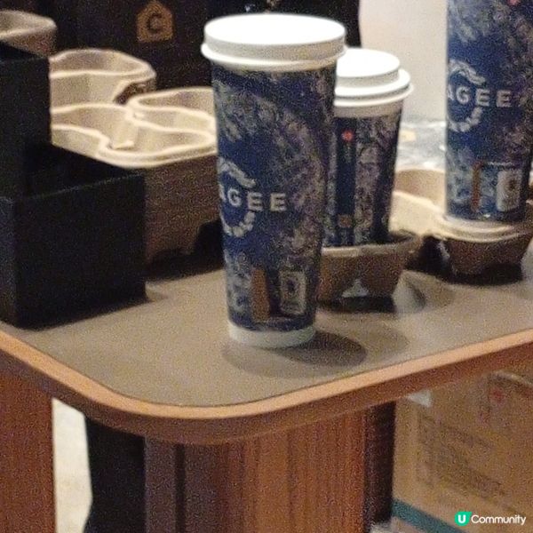 霸王茶姬超級茶倉開幕！容祖兒撐場！🤩 快啲去嘆茶和打卡！