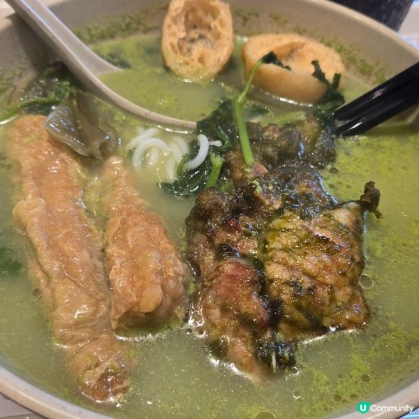 南記芫茜蓉自選兩餸米線😄