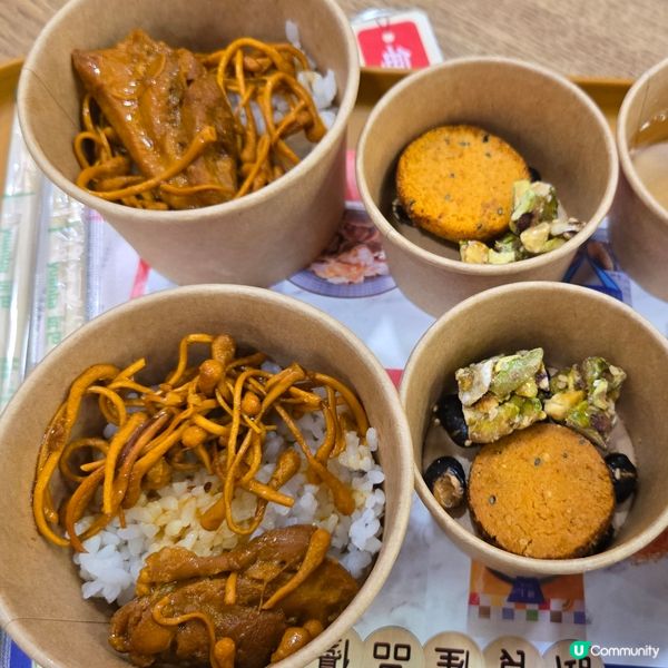 樓上試食😍