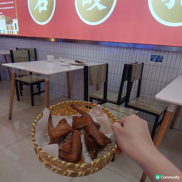 脆皮乳鴿🤤！石岐乳鴿皮脆肉嫩😋！👍