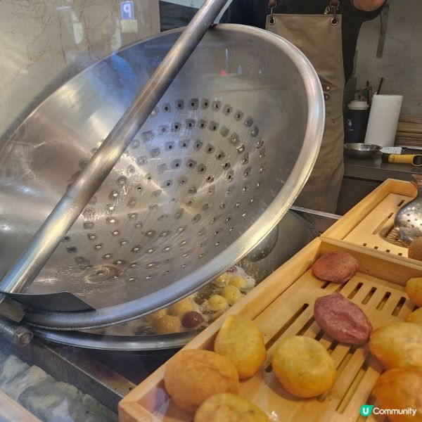 香港街頭都有好味即炸地瓜球！✨️🥰😋