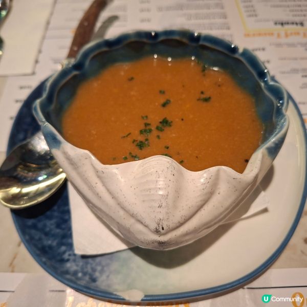 西營盤西式餐廳出名吃烤龍蝦🦞正呀喂😋焗龍蝦通粉超拉絲超濃