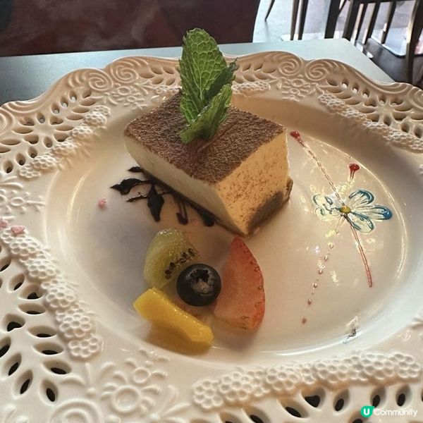 擺盤好有心思而又好味嘅法國菜🇫🇷 原隻海膽雪糕超有驚喜