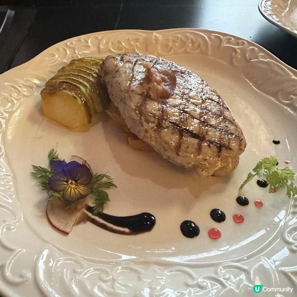 擺盤好有心思而又好味嘅法國菜🇫🇷 原隻海膽雪糕超有驚喜