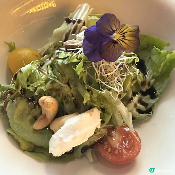 擺盤好有心思而又好味嘅法國菜🇫🇷 原隻海膽雪糕超有驚喜