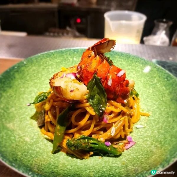 尖咀高質餐廳！維港海景+西泰菜 🤩 浪漫約會一流！