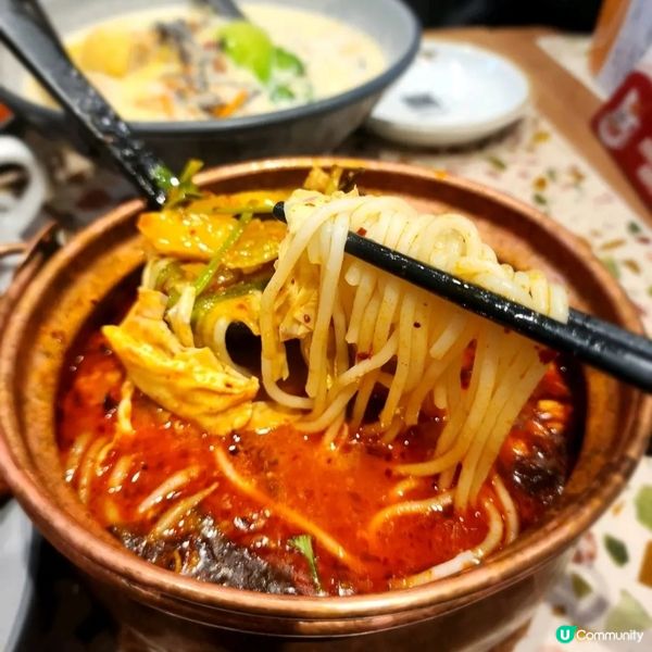 春城銅鍋米線😋尖咀店！酸辣控必試🔥